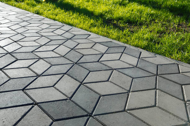 Best Residential Driveway Paver Services  in Mill City, OR